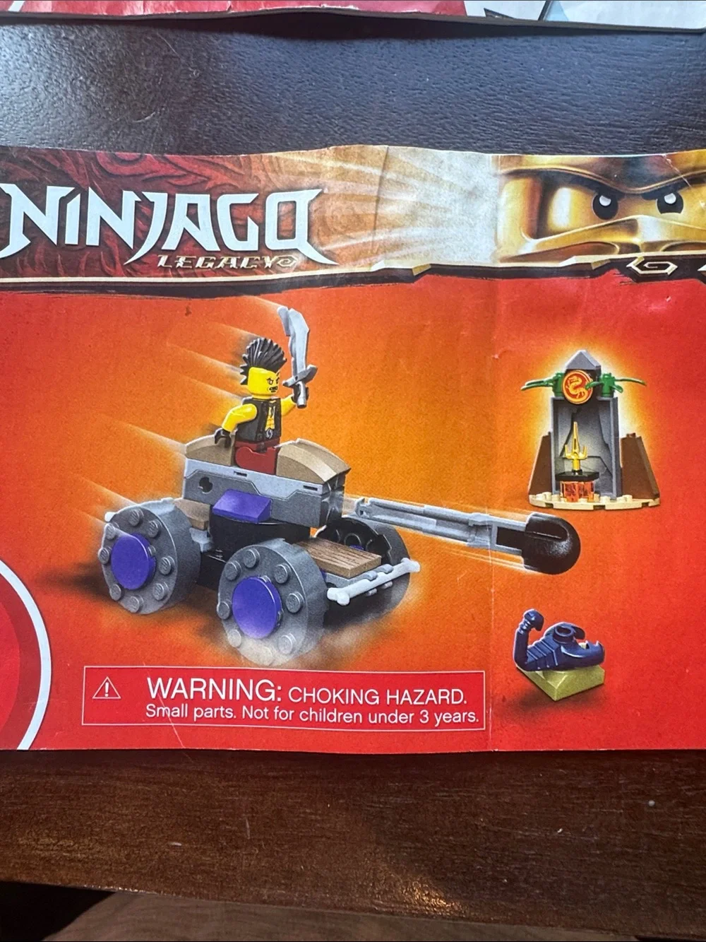 LEGO Ninjago Jays electro mech Blue and Gold Mech with Silver Spinner